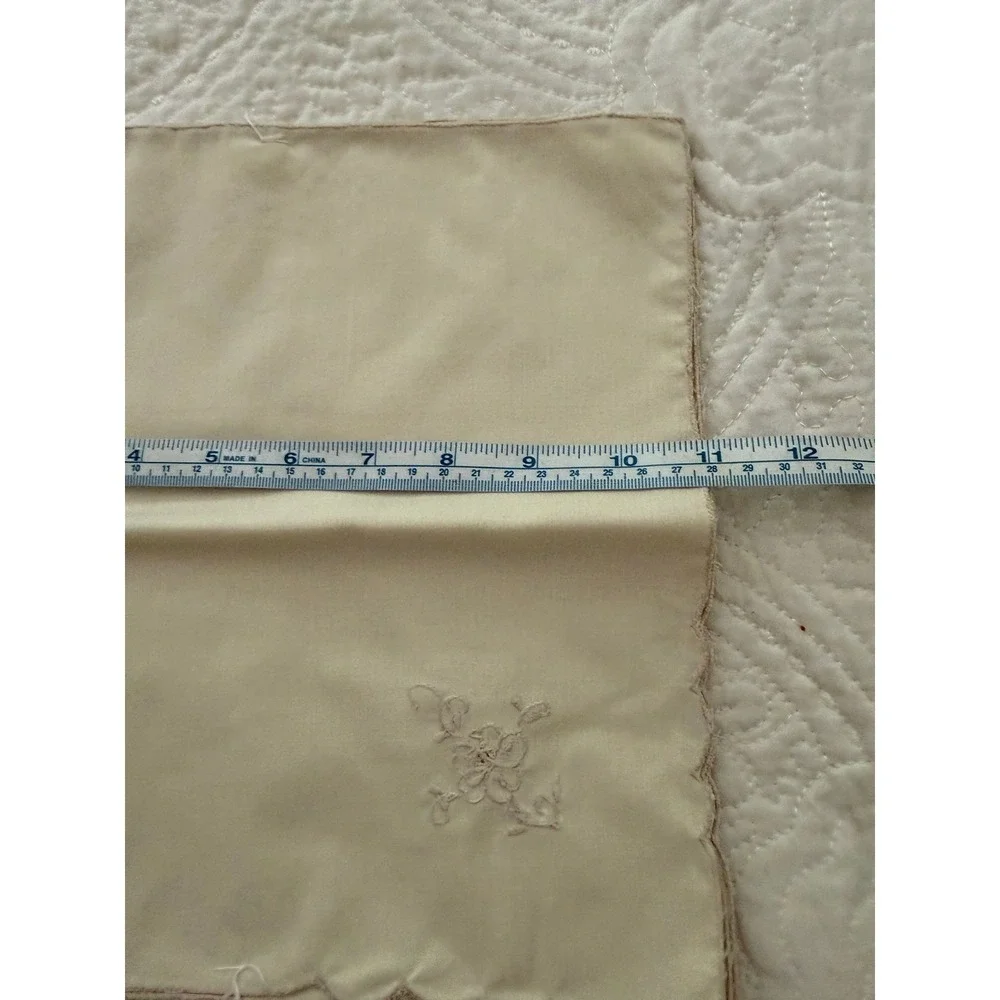 Napkins Cream Vintage Embroidered Linen Lot 6  cottagecore grandma‎ core
